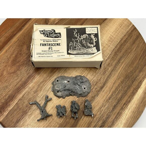 None Other - Vintage 1982 Wizards & Lizards Fantascene Knight Slaying Dragon Lead Figures Set